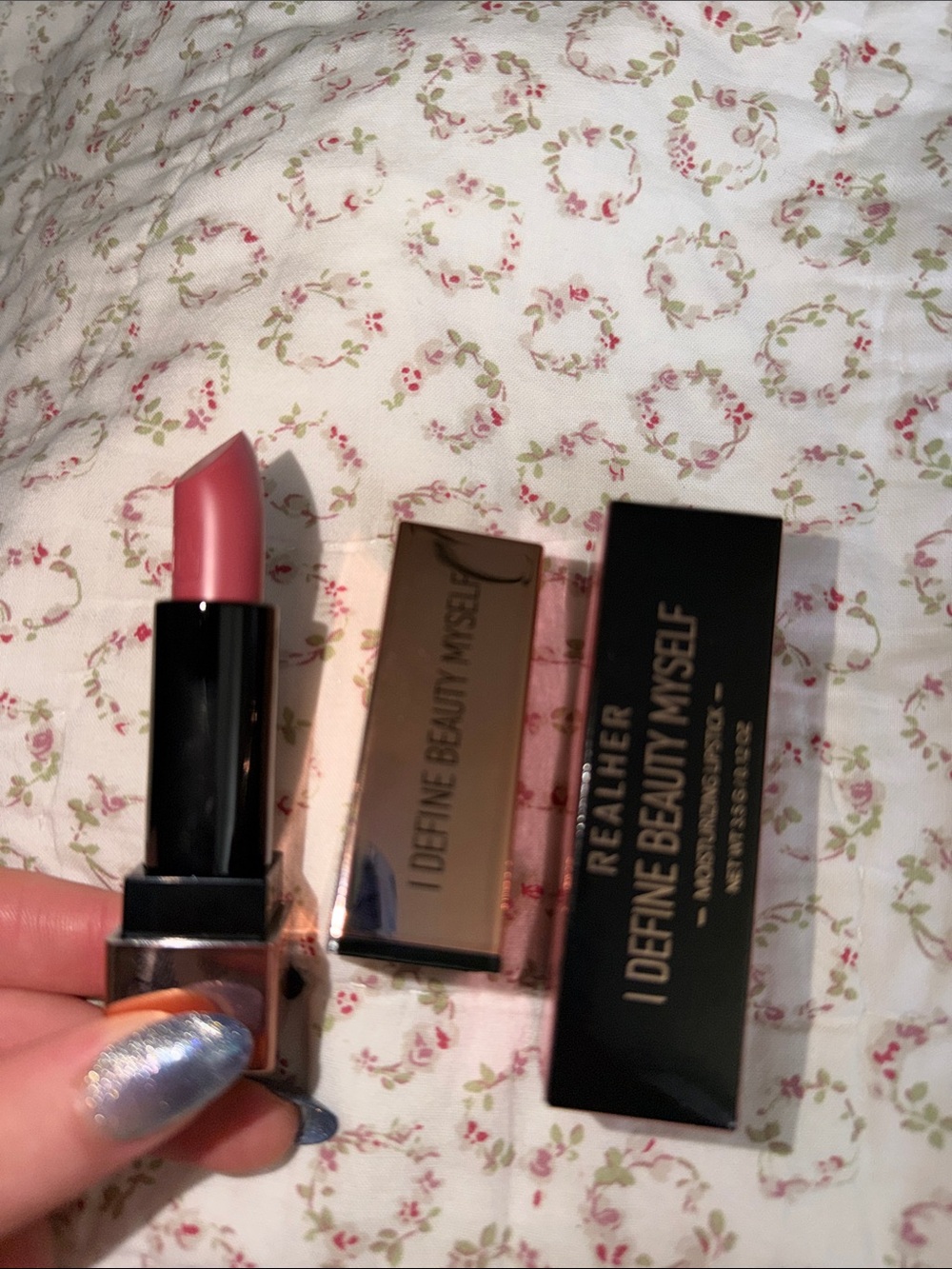 I Define Beauty Myself Matte Lipstick - Pink